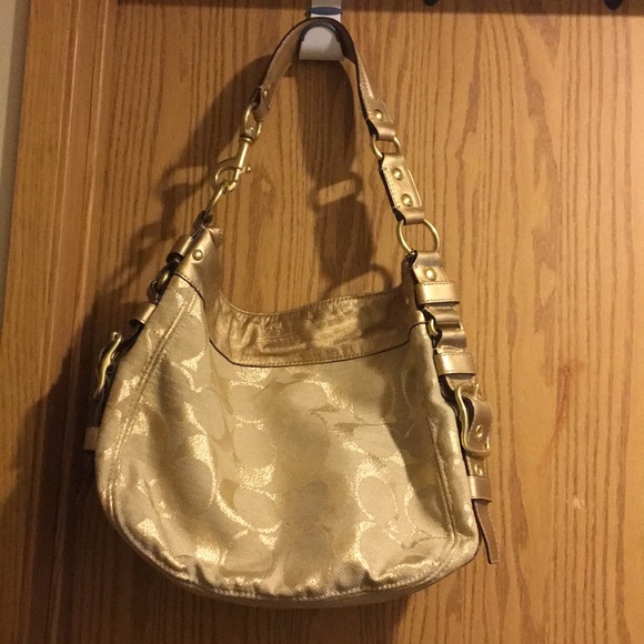 Gold coach bag - Picture 2 of 3